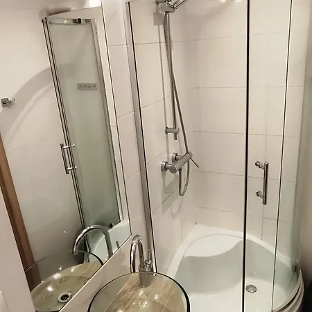 Apartament Komandorska